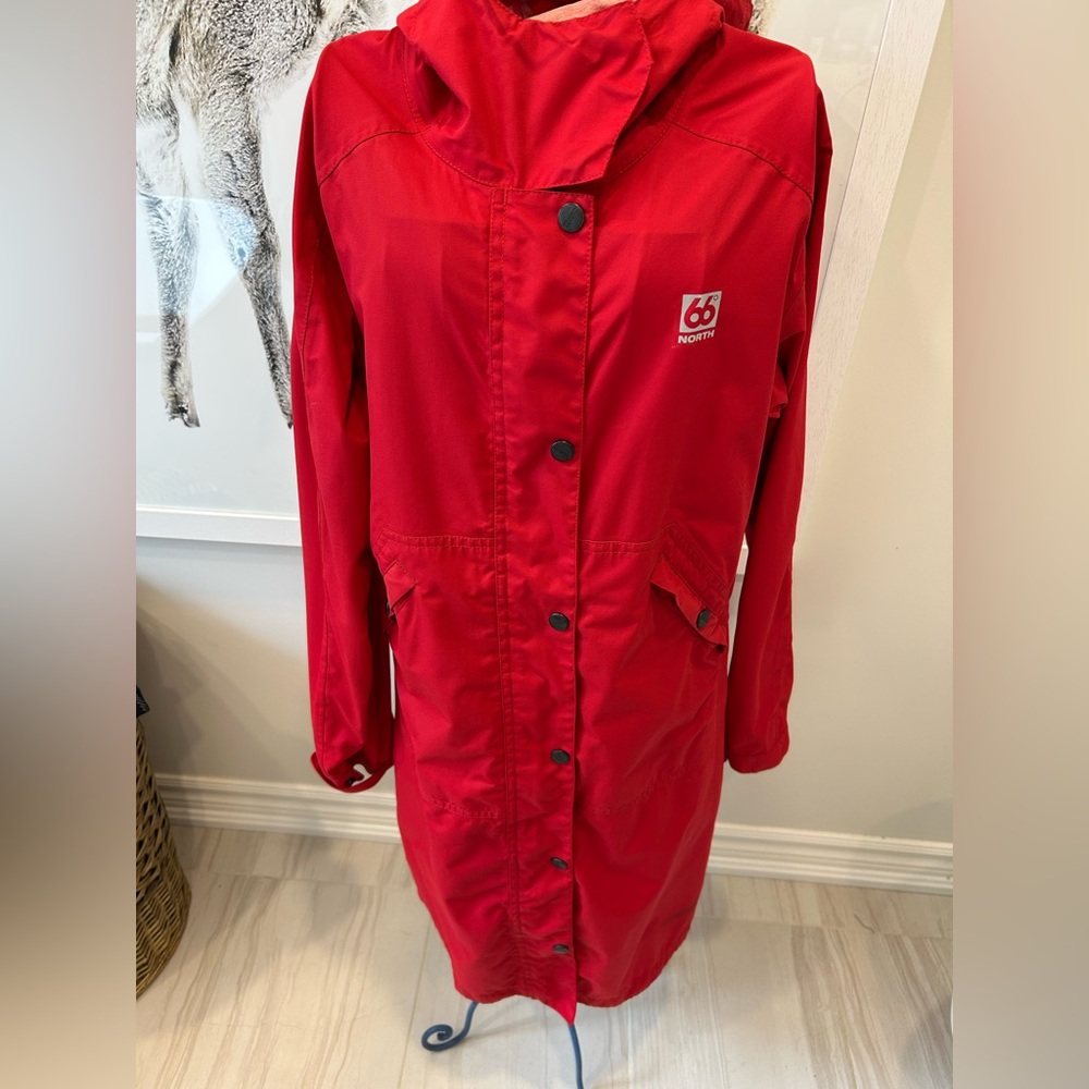 66 North Heidmork coat size small